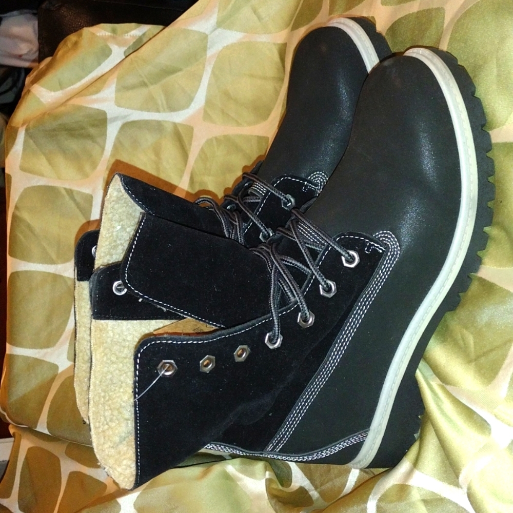 Men's Black Worker Boot. Size 10/(43)